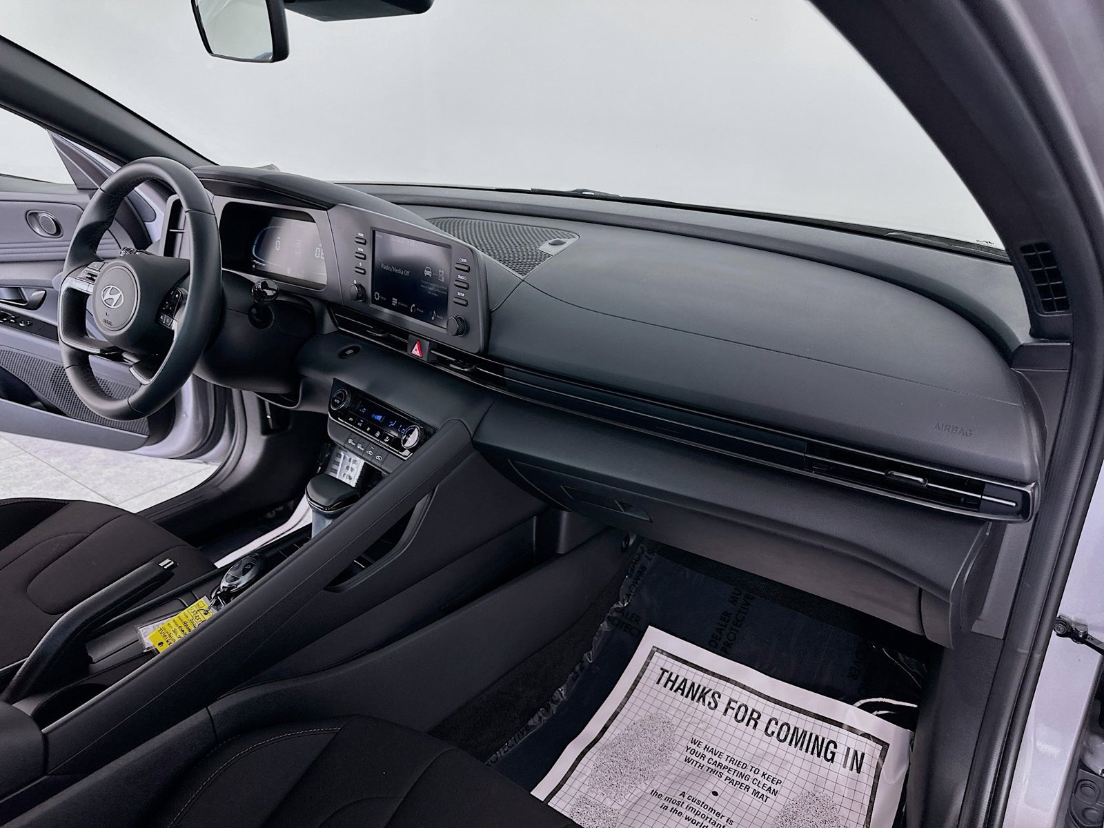 Certified 2026 Hyundai Elantra Sport FWD image 31
