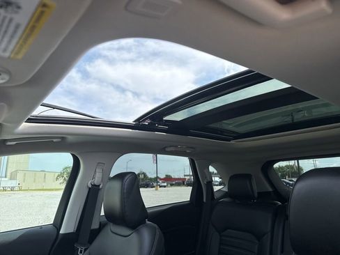 Used 2023 Ford Edge SEL w/ Convenience Package AWD/4WD image 45
