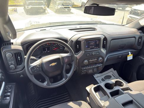 New 2026 Chevrolet Silverado 2500 Custom w/ Custom Value Package AWD/4WD image 16