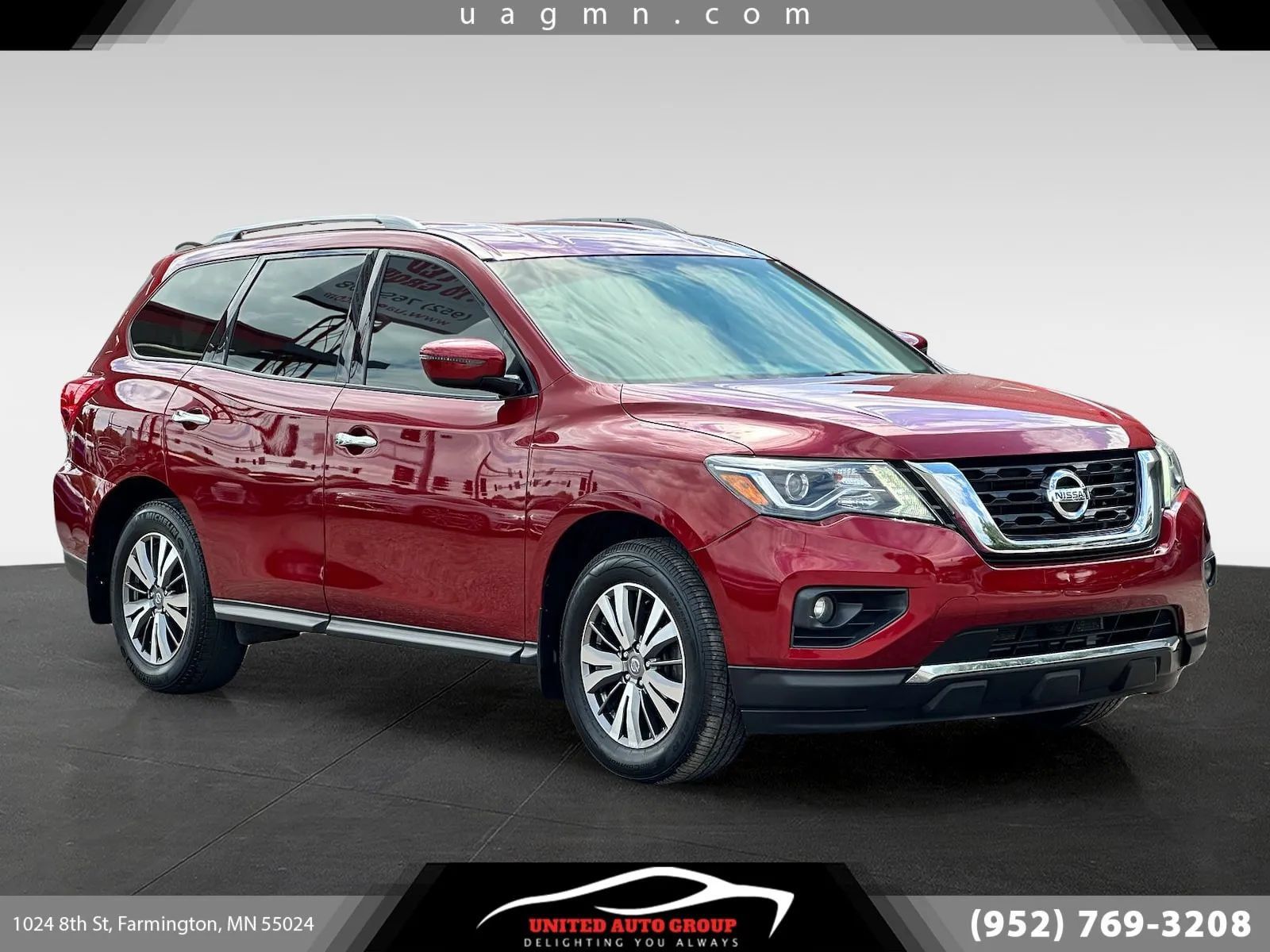 Used 2020 Nissan Pathfinder SV AWD/4WD image 1