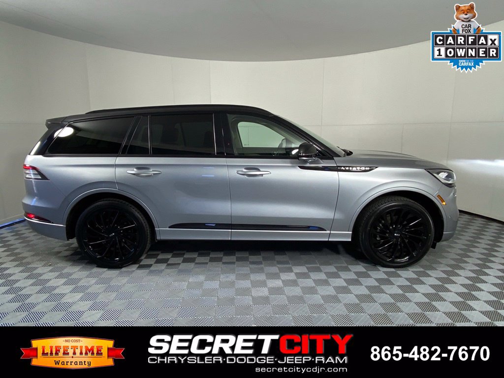 Used 2023 Lincoln Aviator Reserve w/ Jet Package AWD/4WD image 8
