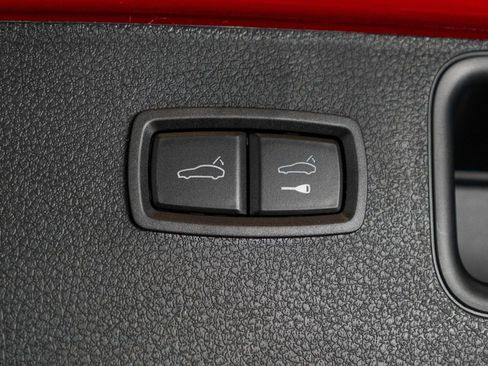 New 2026 Porsche Macan S AWD/4WD image 40