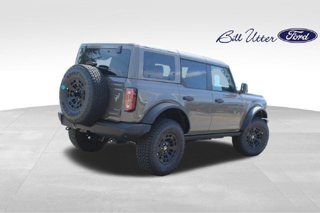 New 2026 Ford Bronco Badlands AWD/4WD image 3