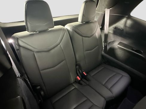 Used 2022 Cadillac XT6 Luxury image 28