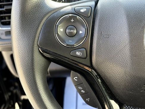 Used 2019 Honda HR-V EX image 15