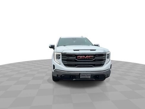 Certified 2025 GMC Sierra 1500 SLT w/ SLT Premium Package AWD/4WD image 3