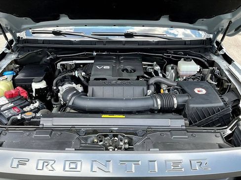 Used 2022 Nissan Frontier PRO-4X w/ Pro-4X Premium Package AWD/4WD image 33