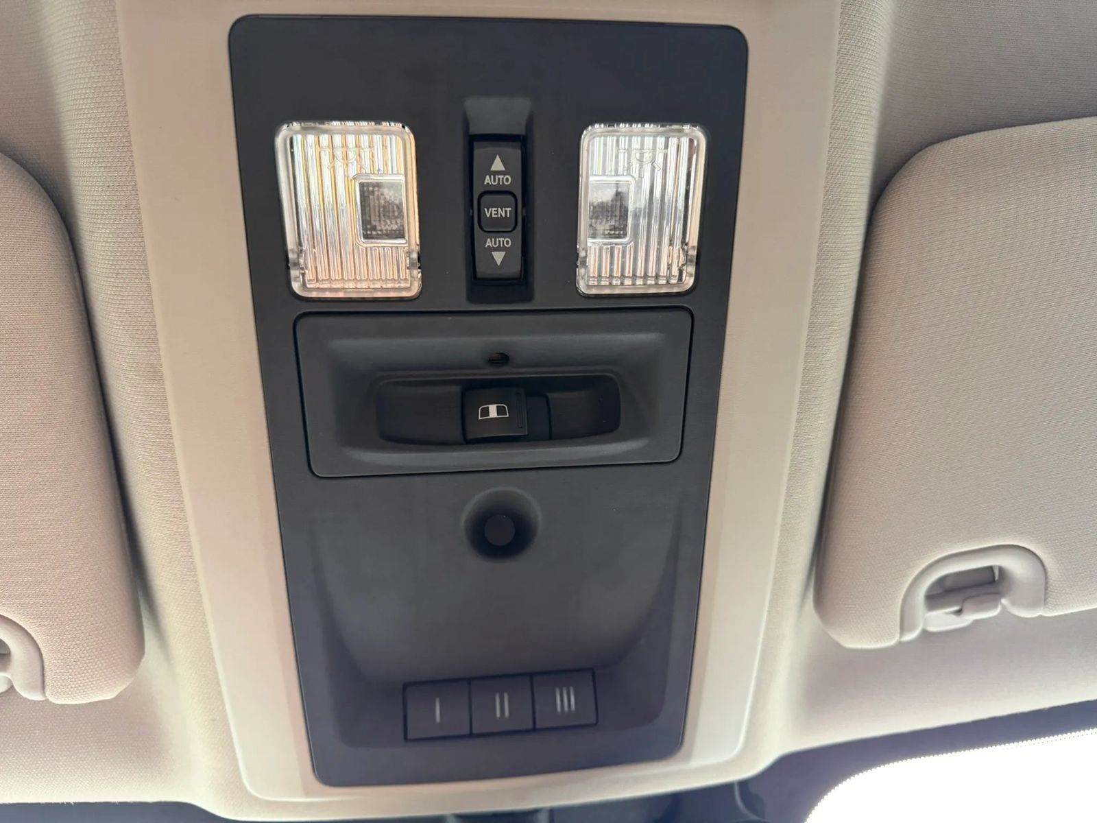 Used 2015 RAM 1500 Laramie Longhorn w/ Convenience Group AWD/4WD image 60