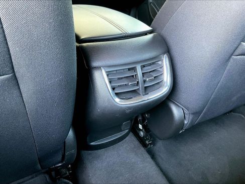 Used 2023 Chevrolet Malibu LT FWD image 10