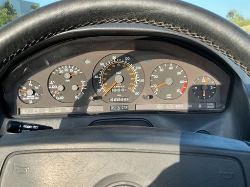 Used 1990 Mercedes-Benz 500 SL image 23