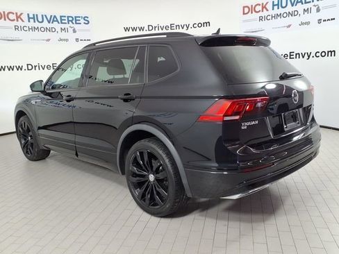 Used 2021 Volkswagen Tiguan SE R-Line w/ 3rd Row Seat Package image 6