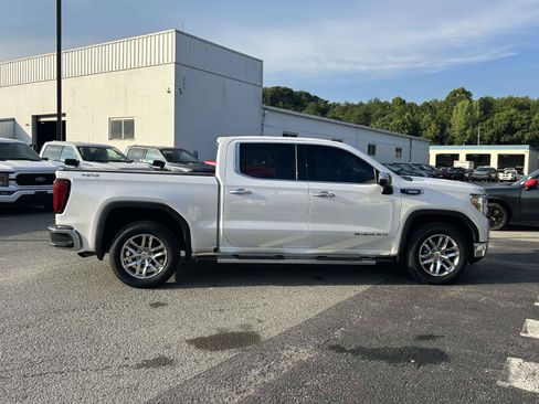 Used 2021 GMC Sierra 1500 SLT w/ SLT Premium Plus Package AWD/4WD image 8