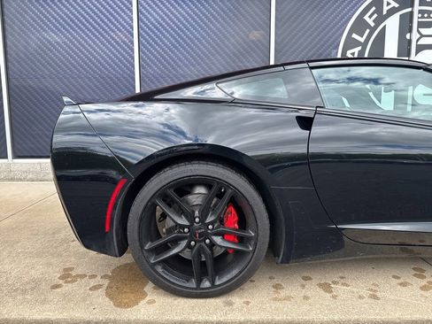 Used 2016 Chevrolet Corvette Stingray Coupe w/ 3LT Preferred Equipment Group RWD image 5