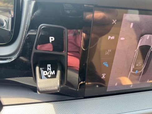 New 2025 Porsche Cayenne Coupe image 25