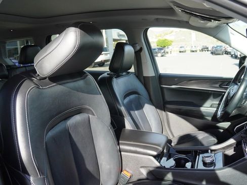 Used 2021 Jeep Grand Cherokee L Limited image 20