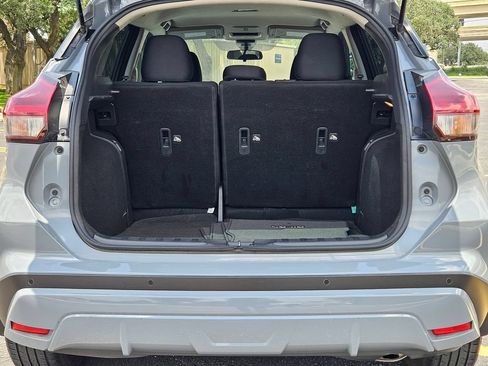 Used 2024 Nissan Kicks SV FWD image 12