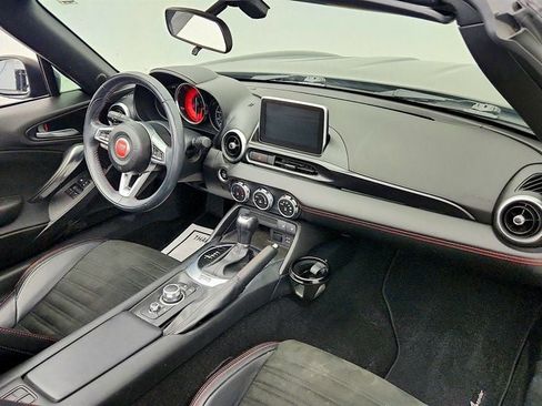 Used 2017 FIAT 124 Spider Abarth RWD image 23