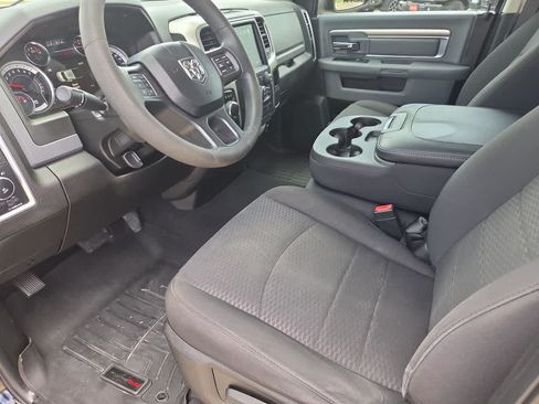 Used 2019 RAM 1500 Classic Warlock RWD image 10