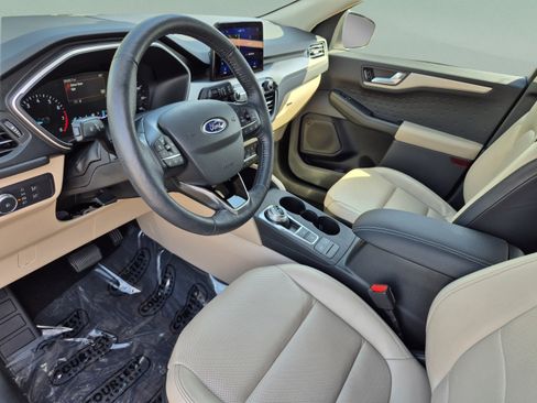 Used 2020 Ford Escape SEL FWD image 18