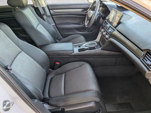 Used 2021 Honda Accord Hybrid image 19