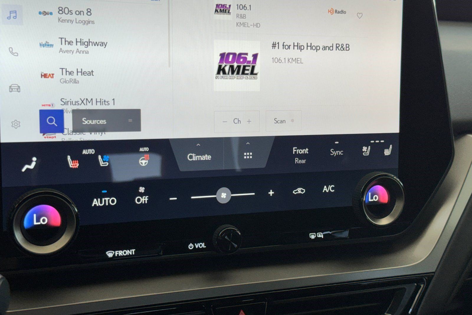 Certified 2025 Lexus TX 350 FWD w/ Technology Package image 27