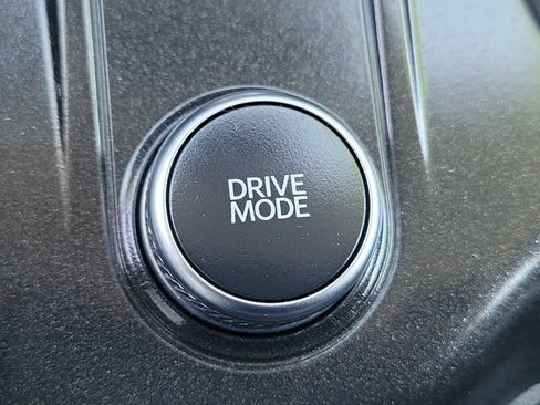 Used 2026 Ford Explorer Active w/ Active Comfort Package RWD image 18