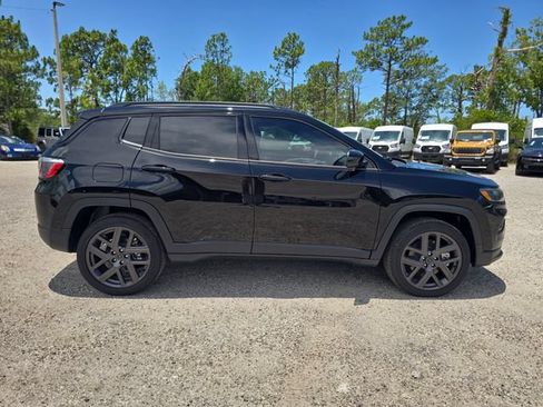 New 2026 Jeep Compass Latitude AWD/4WD image 3