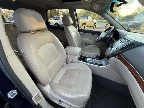 Used 2010 Hyundai Veracruz Limited image 11
