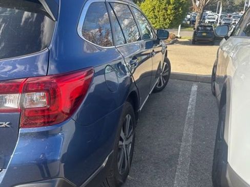 Used 2019 Subaru Outback 2.5i Limited image 5