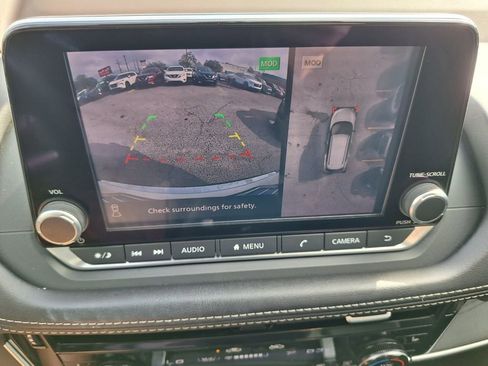 Used 2021 Nissan Rogue SL image 16