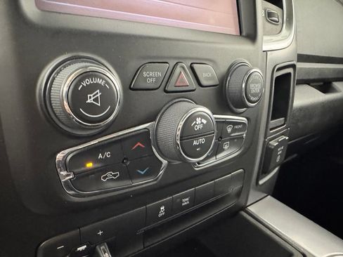 Used 2023 RAM 1500 Classic SLT w/ Trailer & Traction Group AWD/4WD image 21