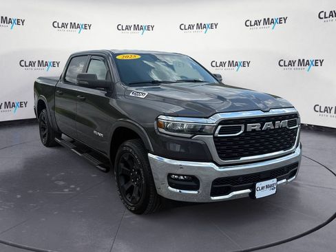 Used 2025 RAM 1500 Big Horn AWD/4WD image 7