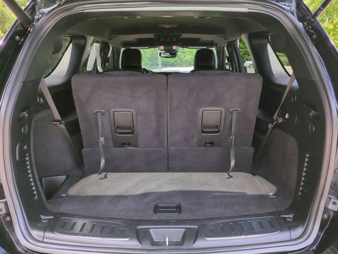 Used 2023 Dodge Durango R/T AWD/4WD image 13