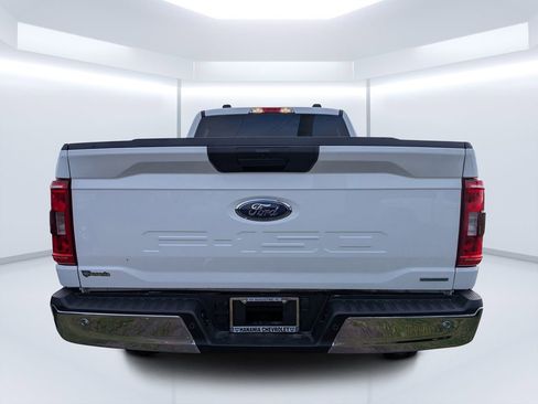 Used 2022 Ford F150 XLT image 4
