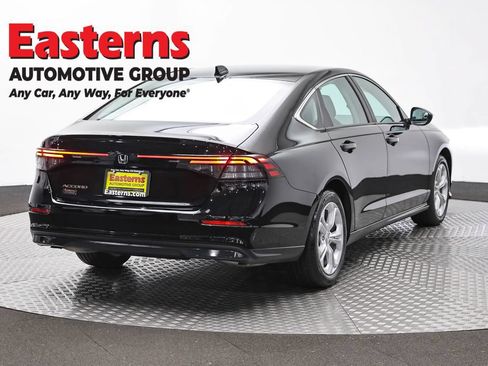 Used 2025 Honda Accord LX image 5