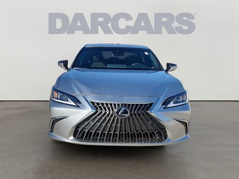 Used 2025 Lexus ES 350 w/ Premium Package image 2