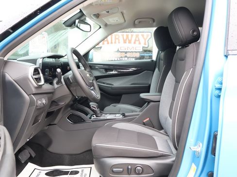 New 2026 Chevrolet TrailBlazer LT w/ Convenience Package AWD/4WD image 12