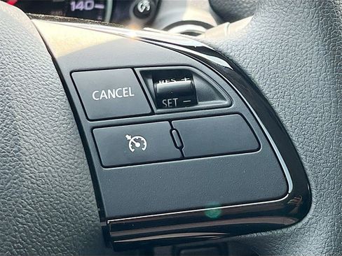 New 2025 Mitsubishi Eclipse Cross LE image 32