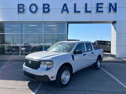 New 2025 Ford Maverick XL w/ Equipment Group 102A