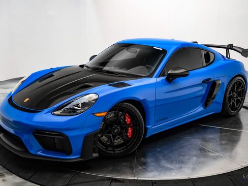 Used 2024 Porsche 718 Cayman GT4 RS RWD image 4