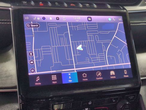 Used 2022 Jeep Grand Cherokee L Limited image 26