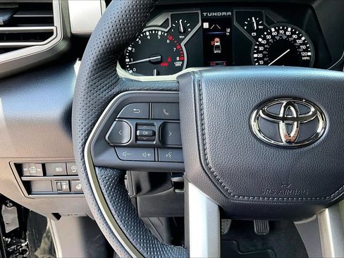 Used 2026 Toyota Tundra SR5 w/ SR5 Premium Package AWD/4WD image 10