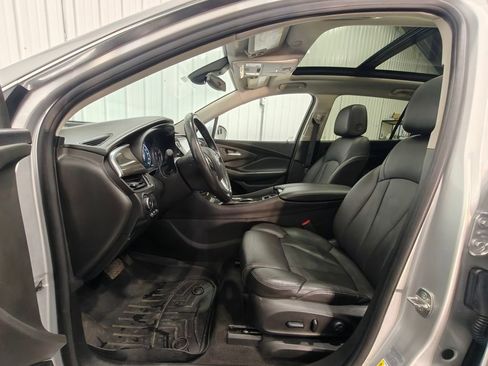 Used 2019 Buick Envision Premium image 28