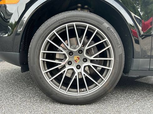 Certified 2020 Porsche Cayenne AWD/4WD image 14