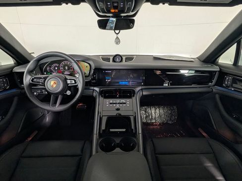 New 2026 Porsche Panamera RWD image 20
