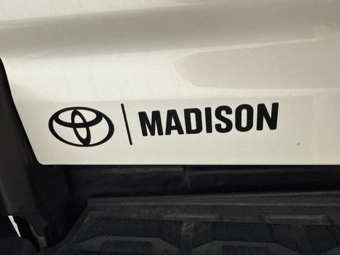Used 2023 Toyota Tacoma TRD Sport w/ TRD Premium Sport Package AWD/4WD image 46
