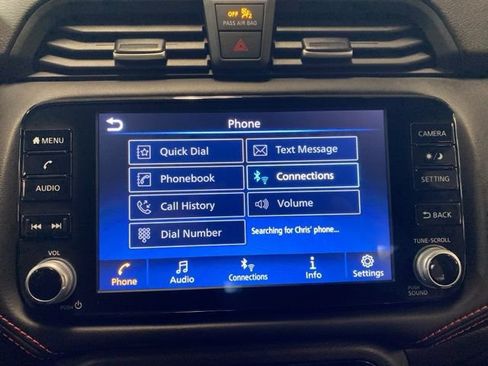 Used 2024 Nissan Versa SR image 31