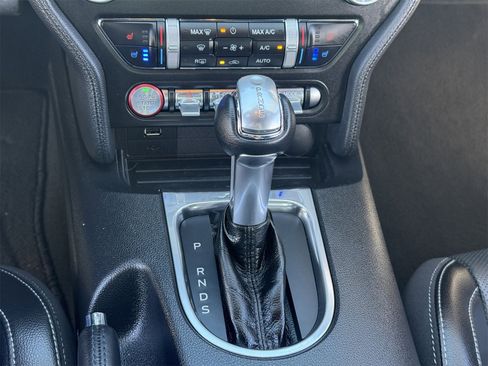 Used 2020 Ford Mustang GT Premium image 32