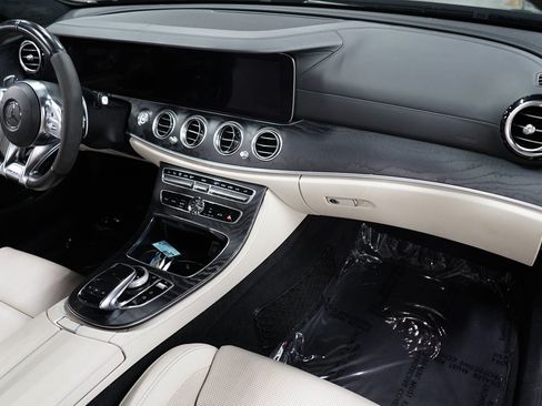 Used 2019 Mercedes-Benz E 63 AMG S image 32