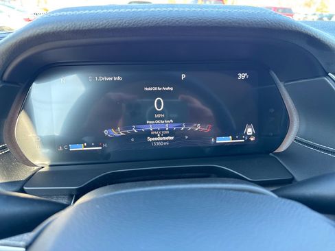 Used 2023 Jeep Grand Cherokee Limited image 18